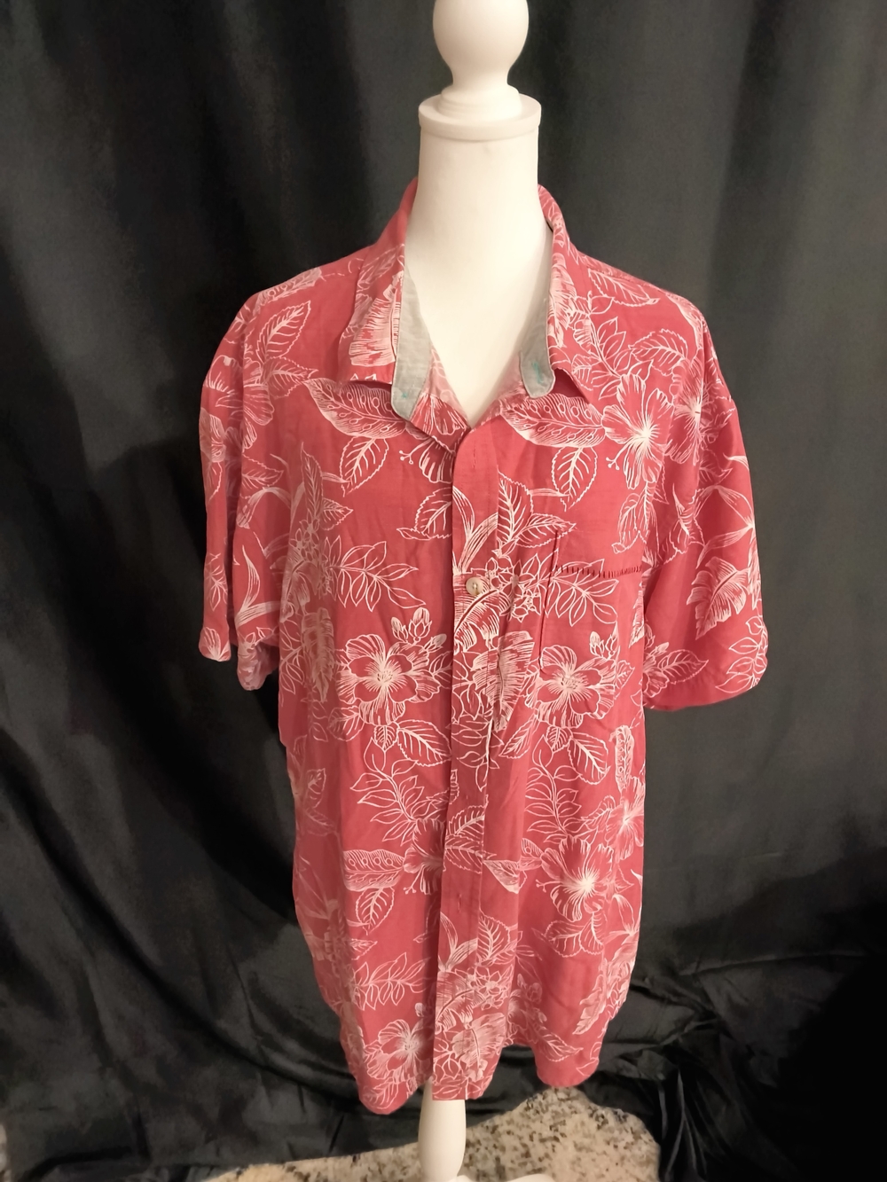 Men's Pink Floral Short-Sleeve Casual Button-Down Shirt